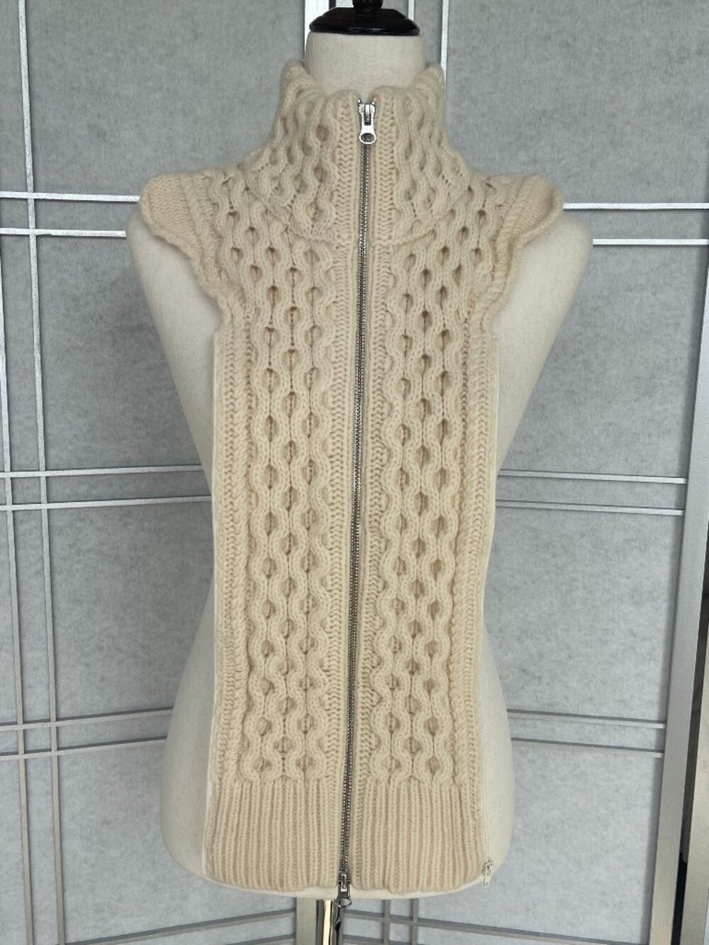 Veronica Beard Ivory Upstate Dickey sz O/S